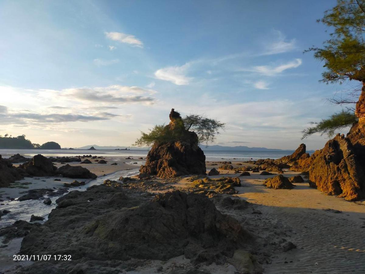 Eco Bungalow Koh Phayam Exteriör bild