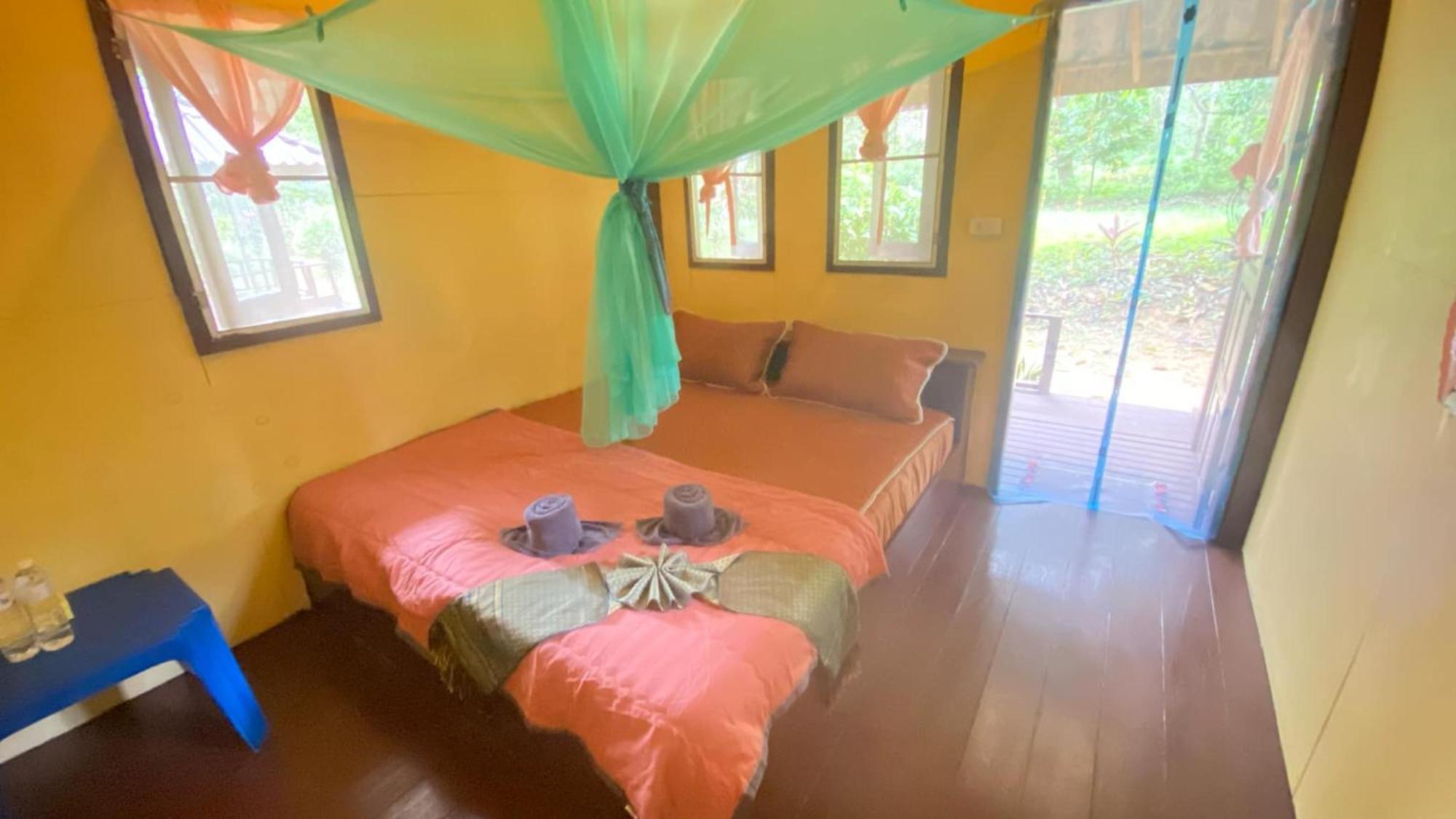 Eco Bungalow Koh Phayam Exteriör bild